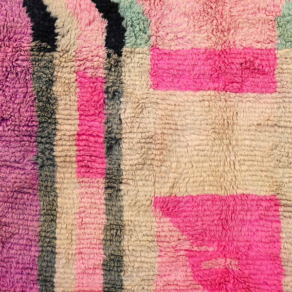 HOW TO GET THE BEST FROM THE PINK MOROCCAN RUGS - azilal rug