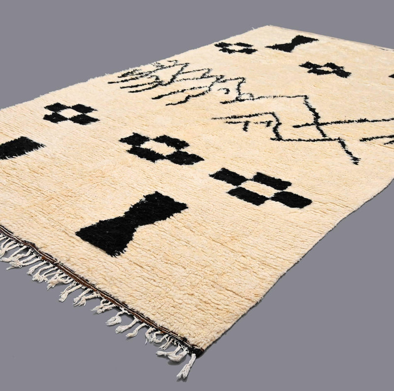 Azilal Ridge Rug 6.2 x 10.5 ft / 190 x 320 cm 