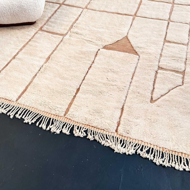 Custom Made Luxury Beni Mrirt Rug 