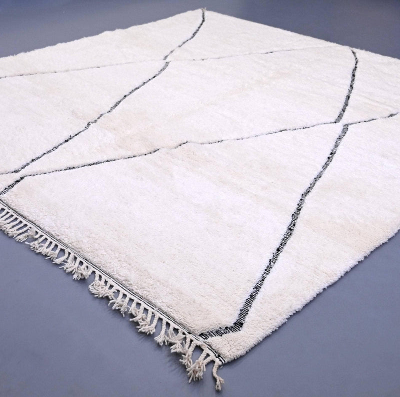 White Arij Beni Ourain Rug 9 x 7.8 feet / 273 x 240 cm 