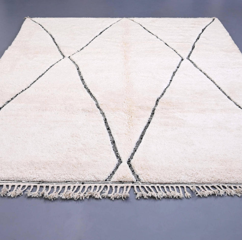 White Arij Beni Ourain Rug 9 x 7.8 feet / 273 x 240 cm 