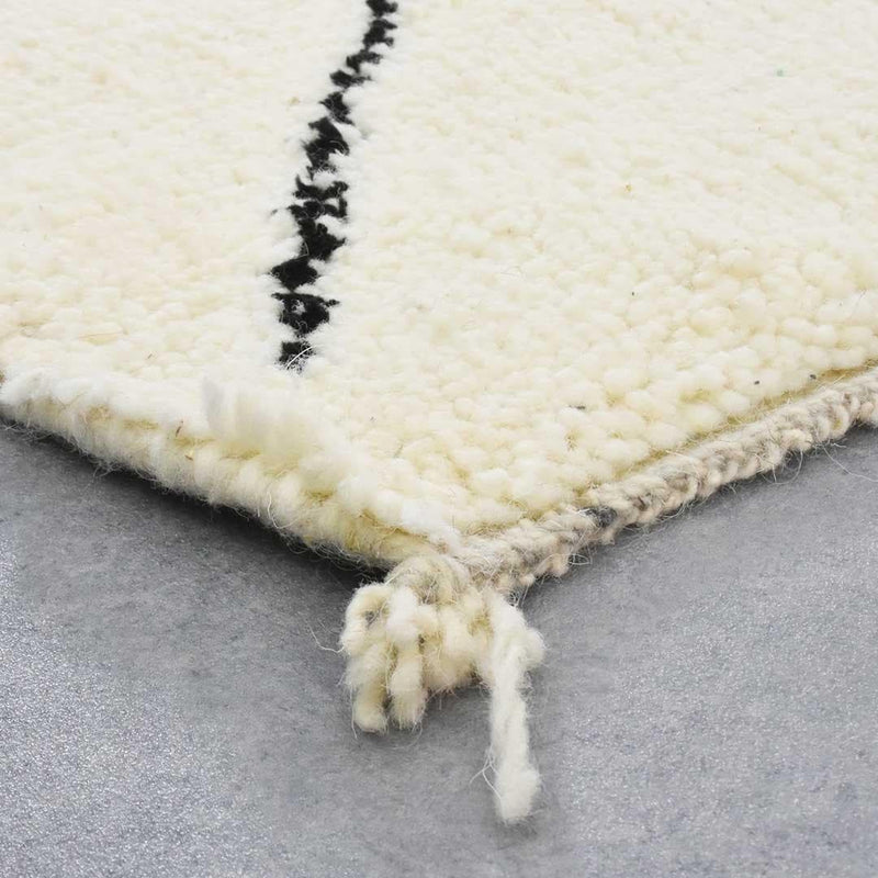 White Hanan Beni Ourain Rug (9.6 x 6.2 feet) 